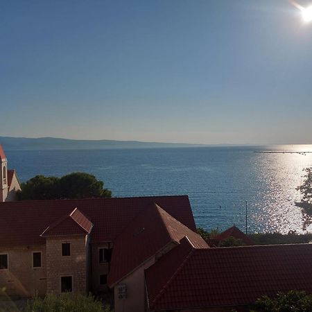 אומיס Panorama Sea View Apartment H מראה חיצוני תמונה