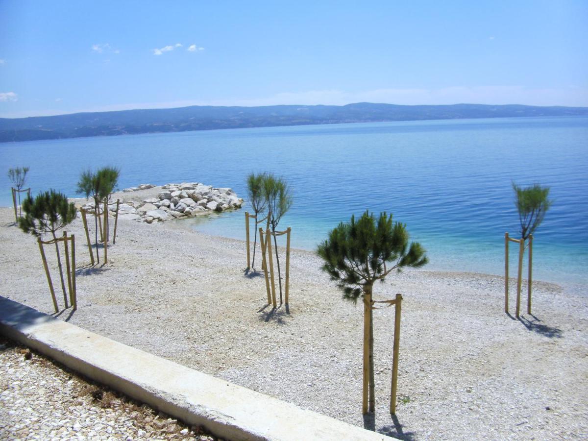אומיס Panorama Sea View Apartment H מראה חיצוני תמונה