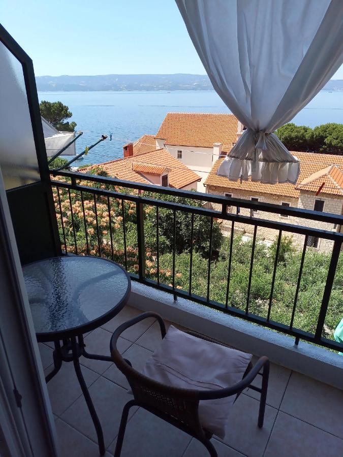 אומיס Panorama Sea View Apartment H מראה חיצוני תמונה